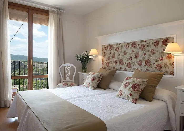 Otel Santa Maria De 2*