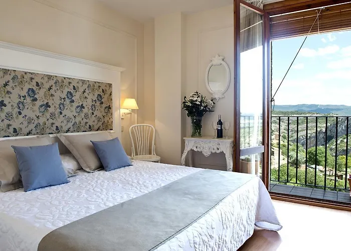 Otel Santa Maria De 2*