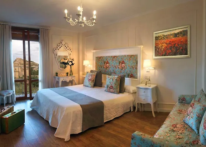 Hotel Santa Maria De